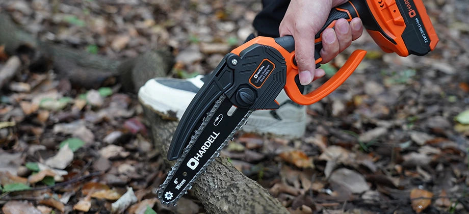 easy to use of mini battery chainsaw