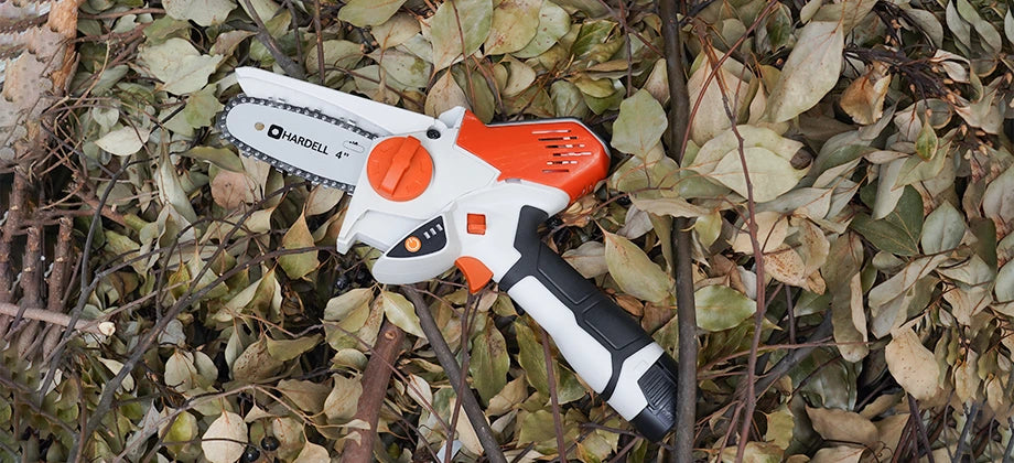 4-inch-mini-chainsaw